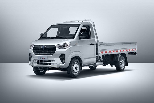 不输轿车的安全性 开瑞x6微卡实力登场