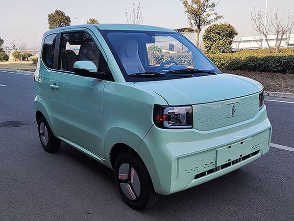 凌宝uni正式开启预售 最高续航201km