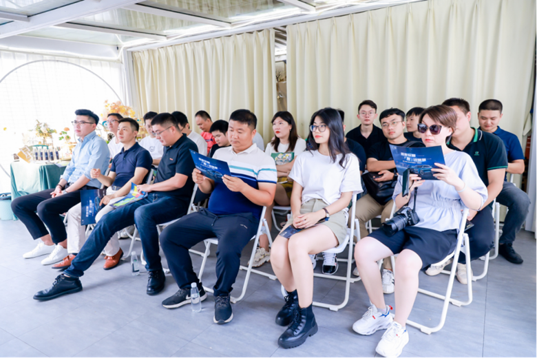 【媒体稿】超能玩咖 「星」动燃擎 ——吉利星瑞媒体试驾品鉴会（东莞站）(1)803.png
