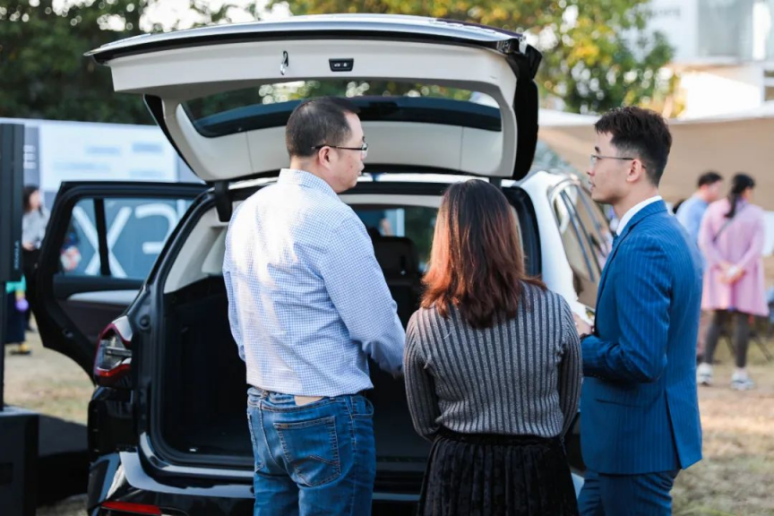 [深圳创丰宝] - 2021-11-29 2021深圳创丰宝新BMW iX3户外轻奢上市发布会精彩回顾265.png