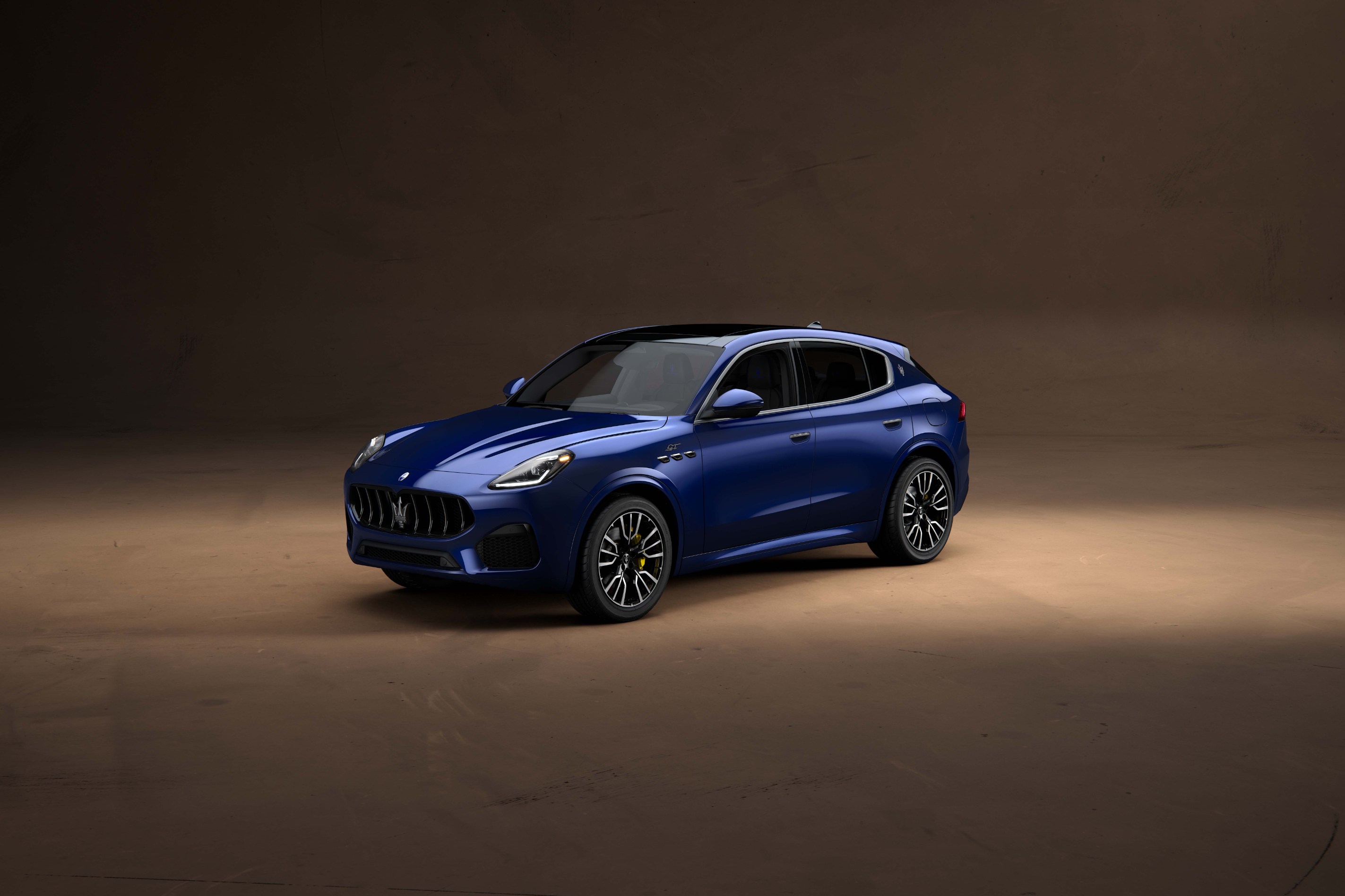 4. 玛莎拉蒂Grecale GT PrimaSerie首发限量版_深海蓝.jpg